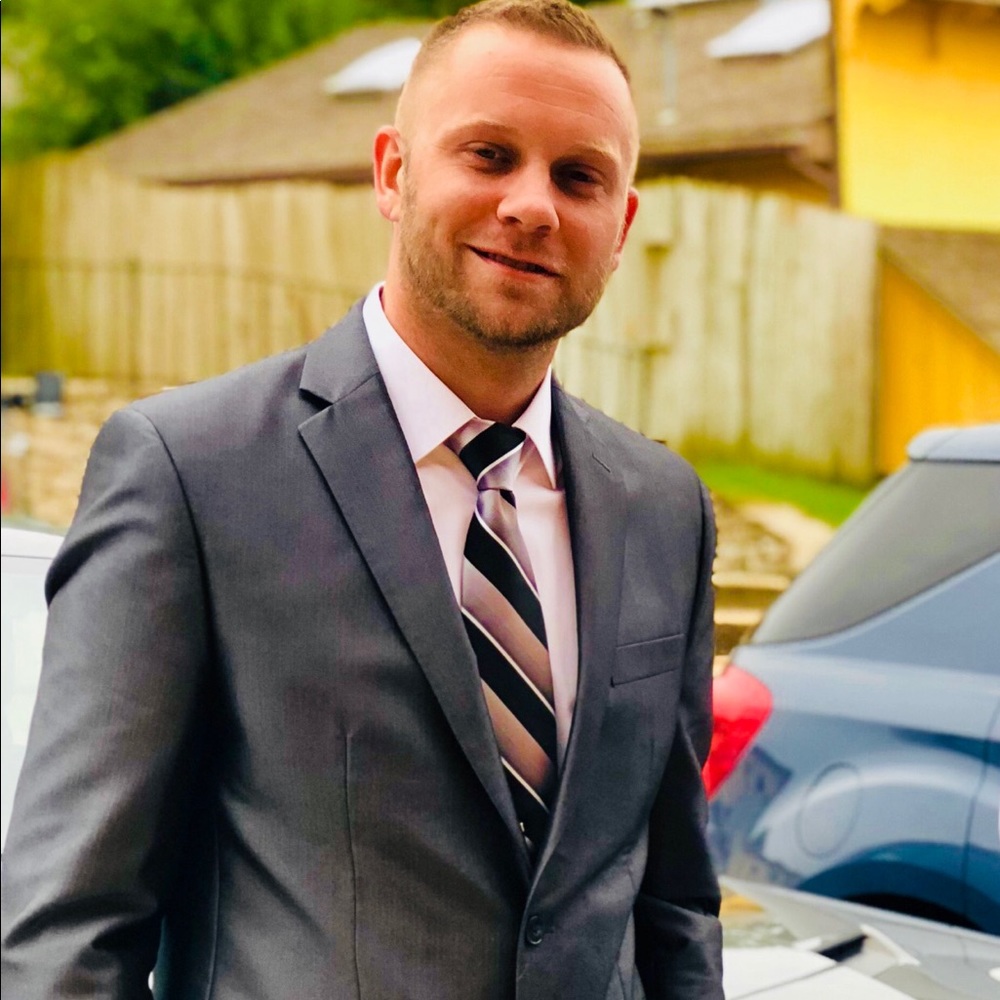 Meet your Posher, Aj